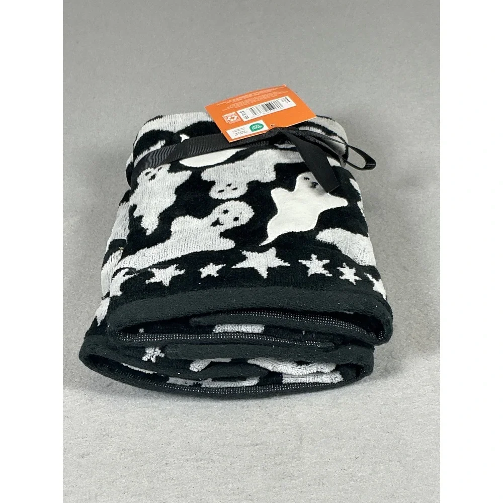 Celebrate Together Halloween Ghost Hand Towels Set of 2 Black White 16x25 NWT